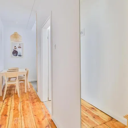 Apartment Boho Style , Centre, Real *